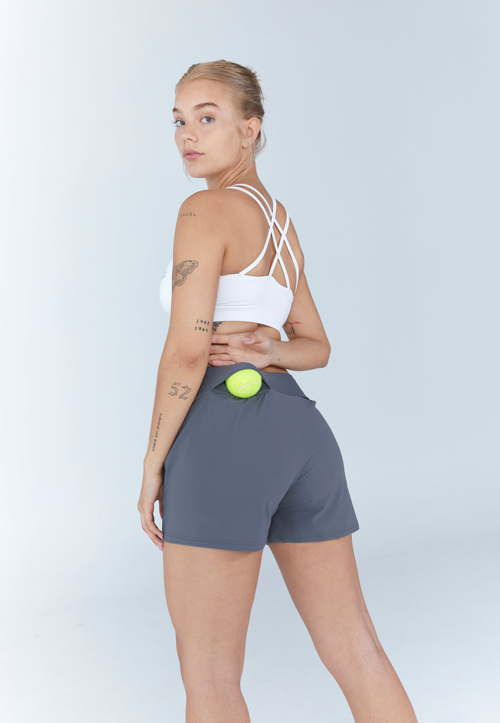 Mädchen & Damen Advantage Tennis Shorts mit Ballhalter, grau von SPORTKIND