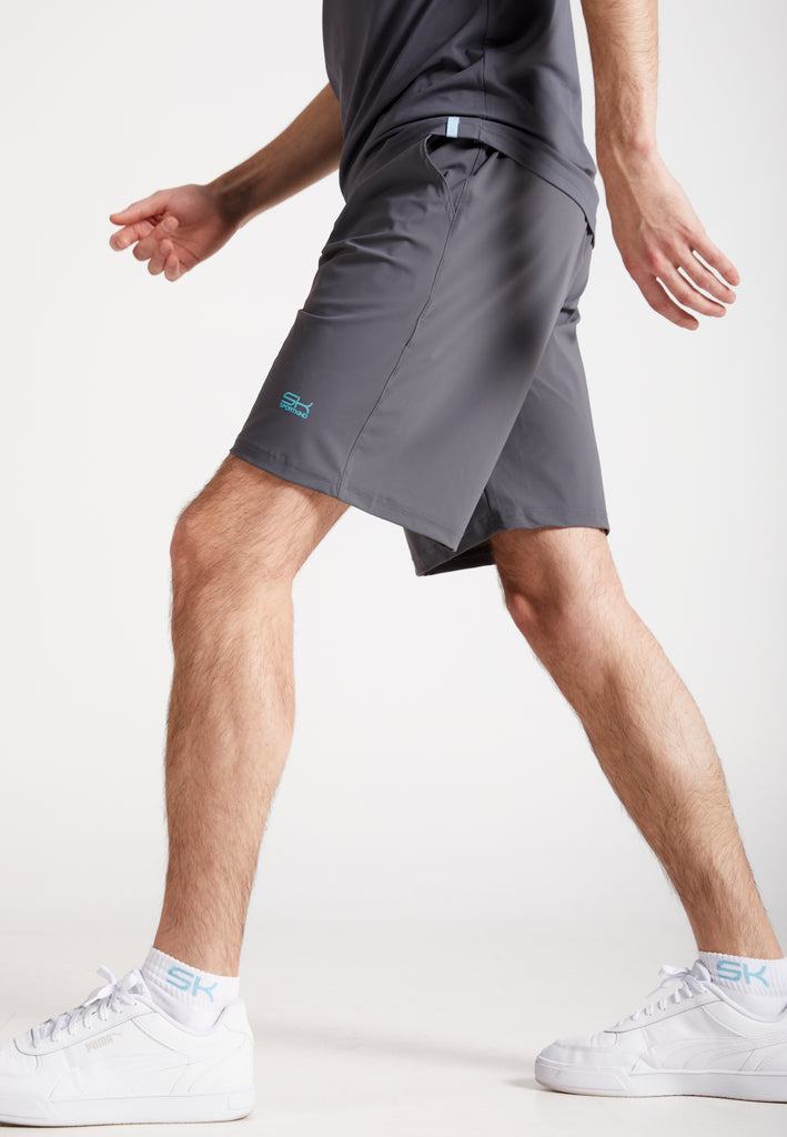 Jungen & Herren und Gender Tennis Shorts lang, grau von SPORTKIND